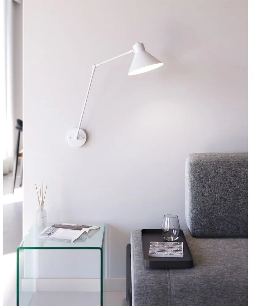 Biele nástenné svietidlo Dione – Kave Home