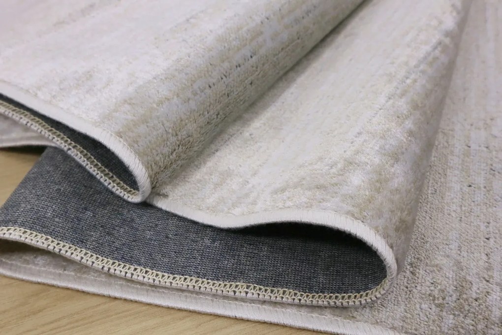 Devos Caby (DC Carpets), TRHÁK: Kusový koberec Isphahan 84585 Cream/Sand, 120x170, béžová, obývacia izba