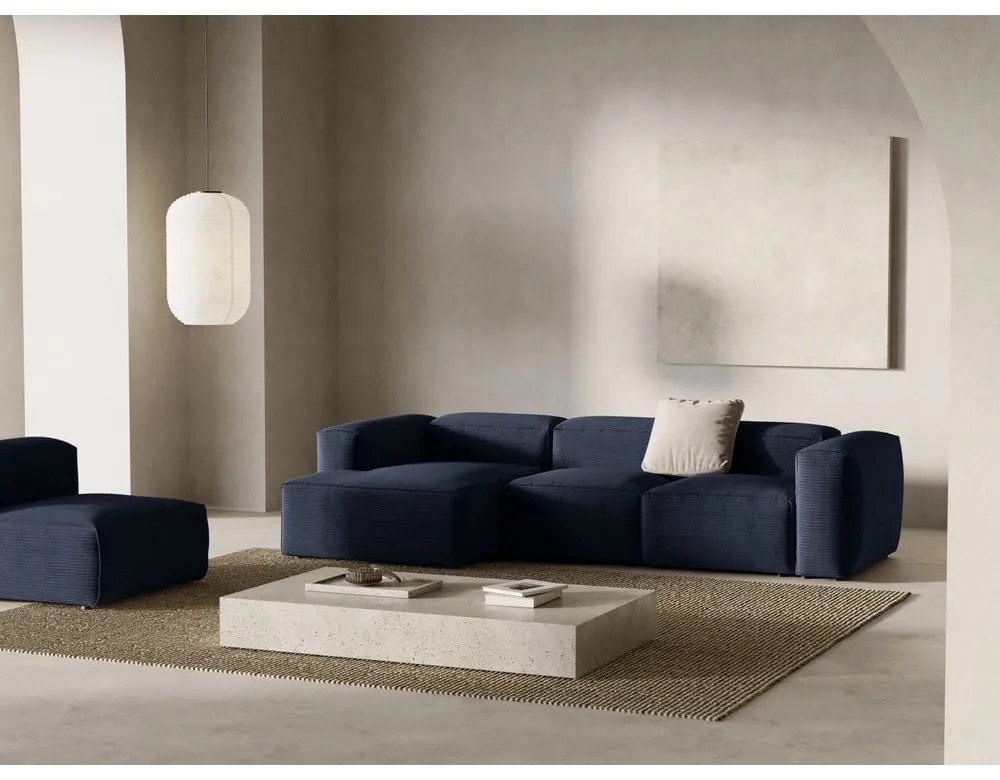 Tmavomodrá menčestrová rohová pohovka (ľavý roh/s leňoškou) Bergamo – Cosmopolitan Design