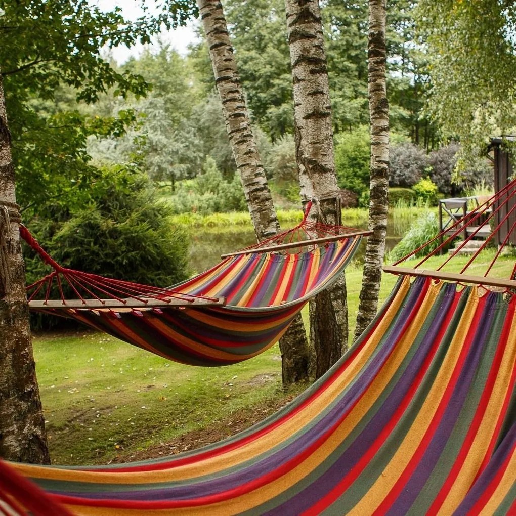 Bluegarden Bluegarden, závesná hojdacia sieť s drevenou oporou pre 2 osoby 150x210 cm Hammock 400257A, červená, OGR-09015