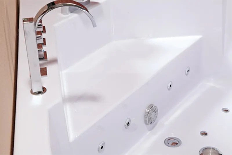 BPS-koupelny Hydromasážna vaňa HYD-VE643 155x155 bez ohrevu vody