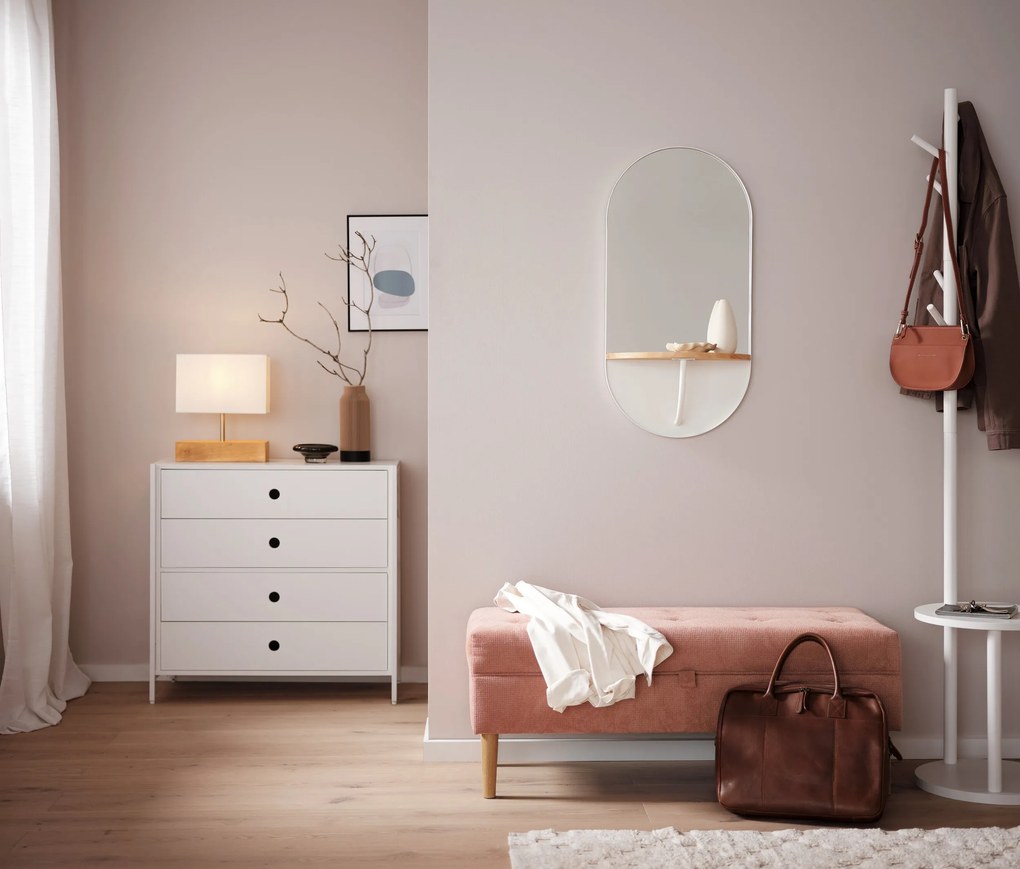 Stolová lampa s dreveným podstavcom