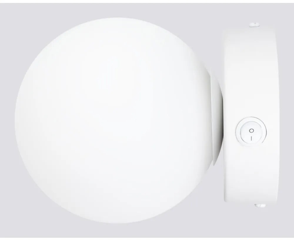 Biele nástenné svietidlo Blaze – Sollux