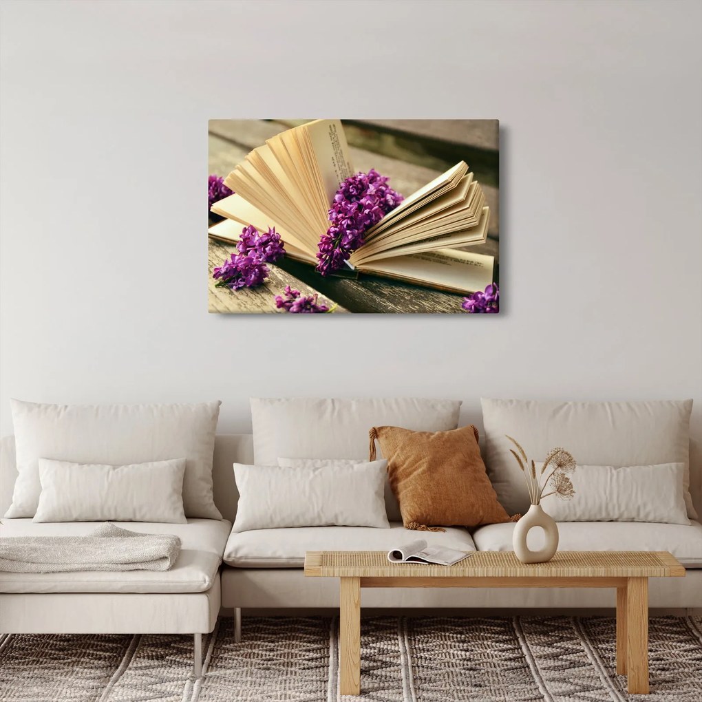 Obraz knihy a fialovej kvetiny (90x60 cm)