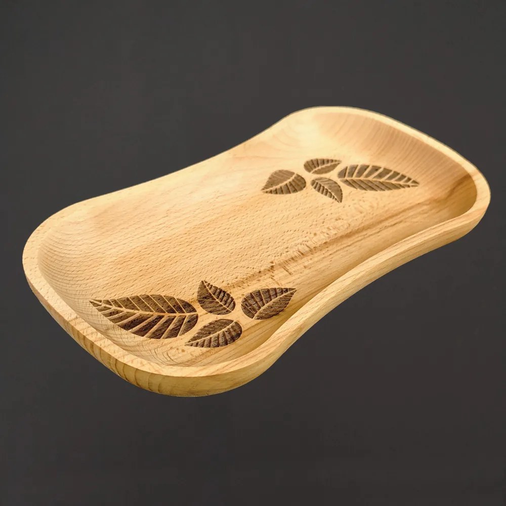 AMADEA Drevený servírovací podnos s motívom listov, masívne drevo, 30 cm