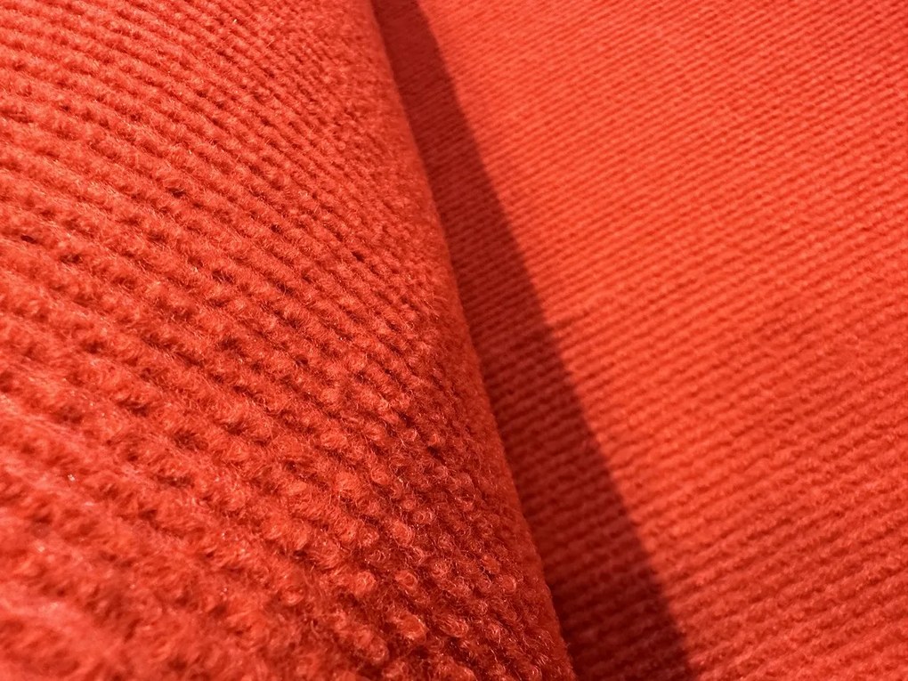 Betap, SUPER CENA: Červený svadobný koberec metrážny Budget, na mieru, šíře 4m, červená, resine, chodba / predsieň