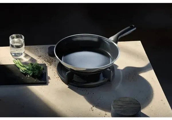 WMF - Panvica CERADUR PROFI pr. 24 cm