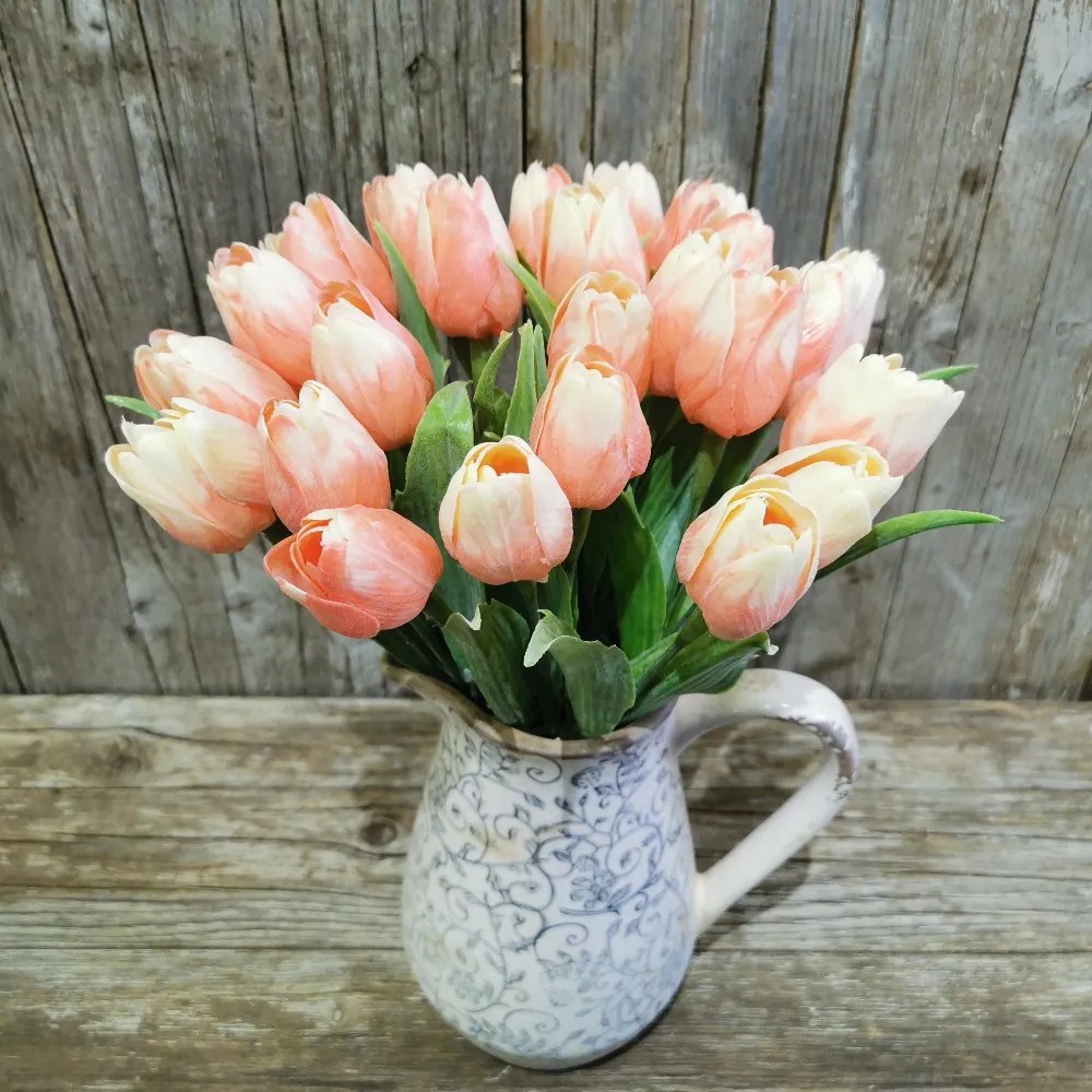 tulipán lososovo krémoví gumený jemne bielený 43cm cena za 1ks