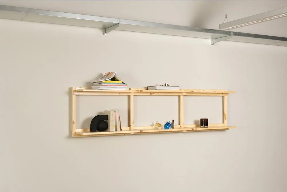 Nástenná knižnica z borovicového dreva v prírodnej farbe 192x47,5 cm Groove – Karup Design