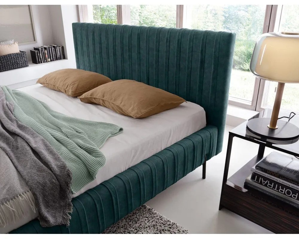 Čalúnená dvojlôžková posteľ s úložným priestorom s roštom 140x200 cm v petrolejovej farbe Plissa – ELTAP