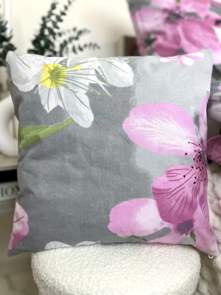 Obliečka Fialové magnólie 40x40 – dekoračná obliečka z bavlny