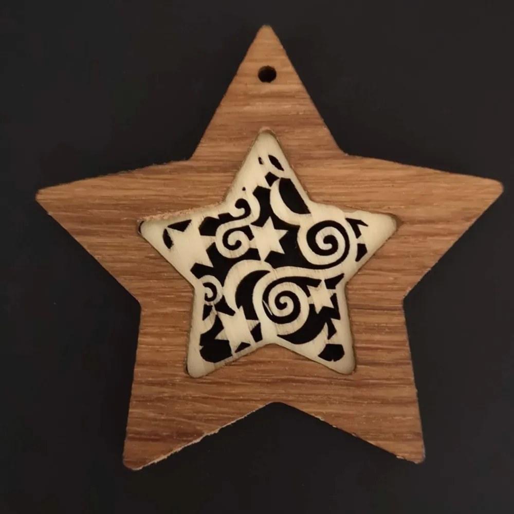 AMADEA Drevená ozdoba z masívu s vkladom - hviezda s ornamentom 8 cm
