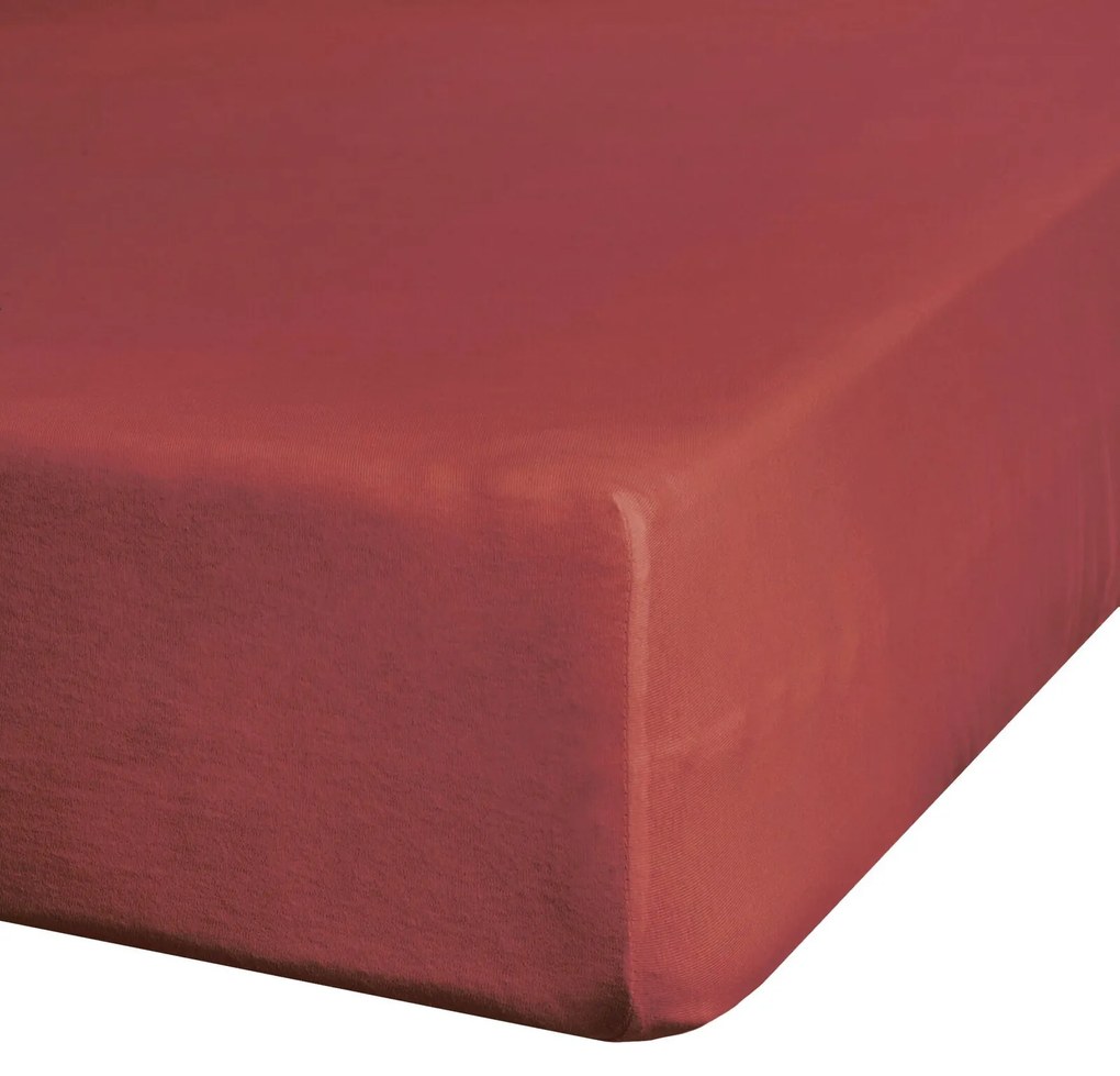 SATÉNOVÉ PRESTIERADLO DINA 200X220 CM, VÝŠKA 30 CM ČERVENÉ