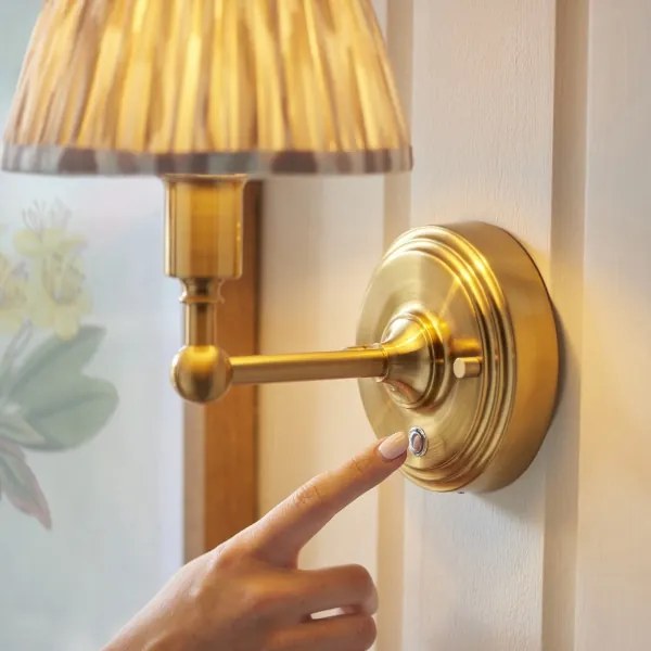 Endon 114831 - LED Stm. nabíjacia nástenná lampa BURLEY LED/1,5W/5V mosadz/béžová