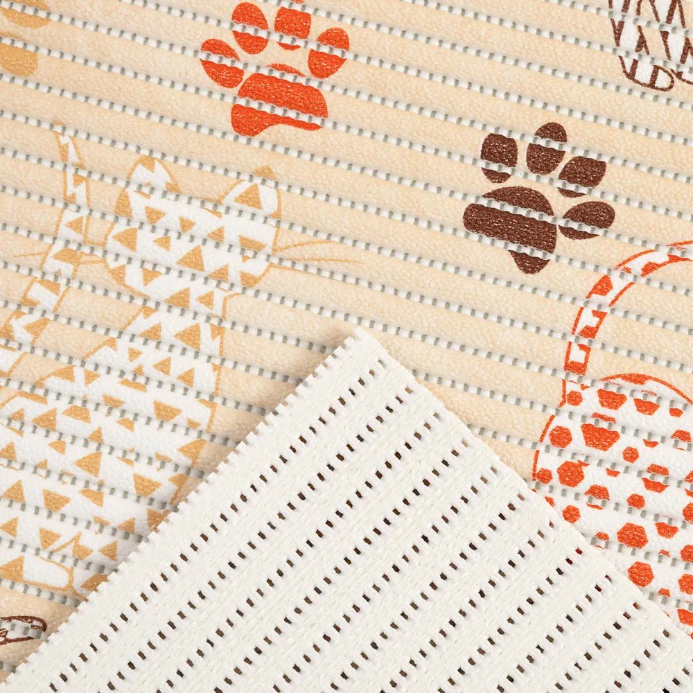 Kúpeľňová penová rohož / predložka PRO-105 Mačky a labky na béžovom - metráž šírka 65 cm