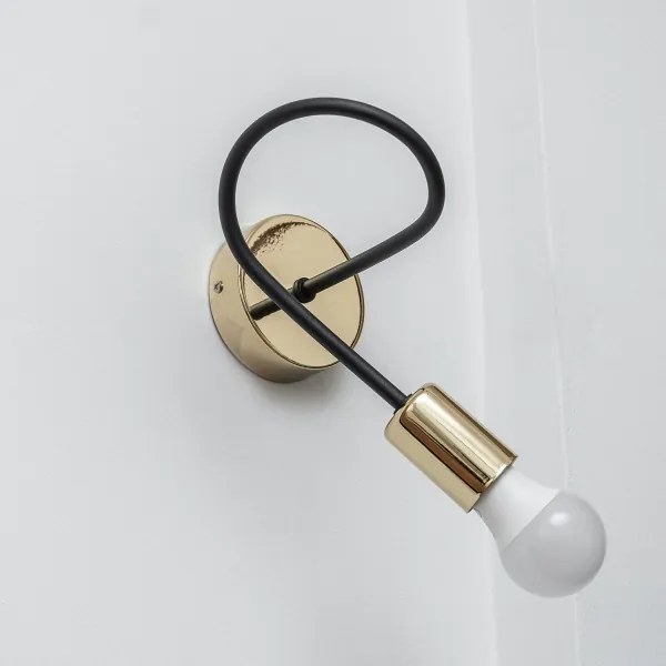 Nástenné svietidlo OXFORD 1xE27/15W/230V zlatá/čierna