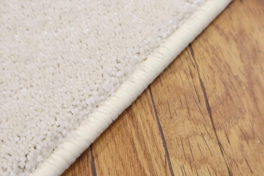 Kusový koberec Laguna krémová ovál, 133x190 ovál, biela, obývacia izba, Vopi