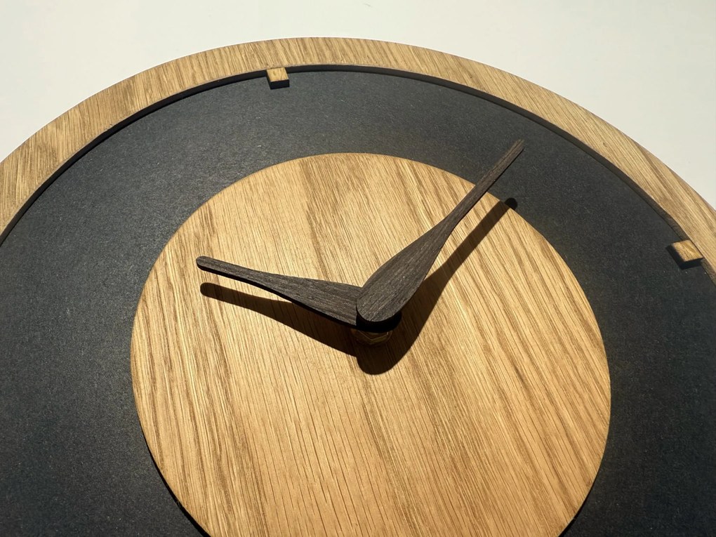 Dekorstudio Drevené hodiny na stenu Oak Flow - dub 30cm