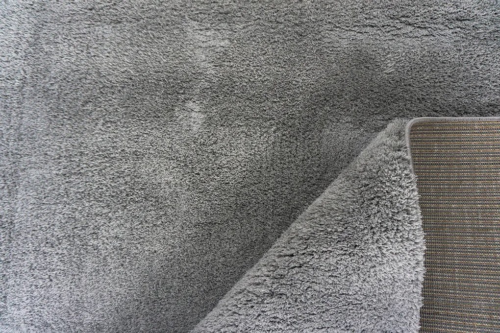 Koberec Microsofty 8301 Light Grey – sivý shaggy obdĺžnik Rozmer: 80x150 cm