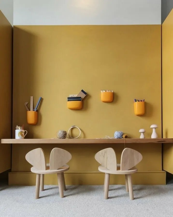 Detský stôl a stoličky, 2 kusy Mickey Two ChairSet - hnedá