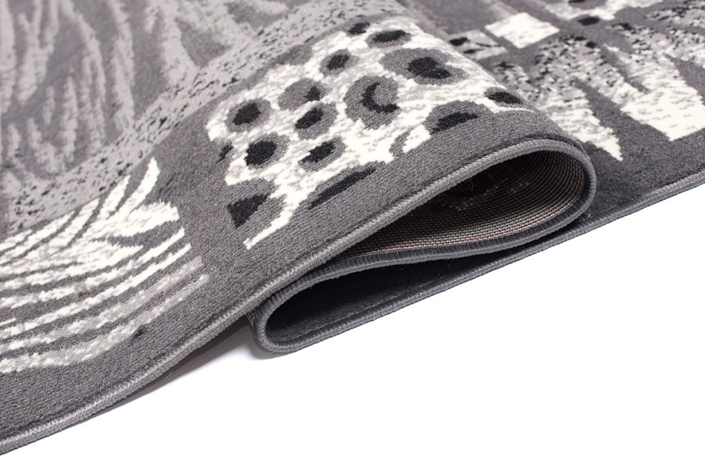 TA Koberec J316A TMAVO SIVÁ LACNÁ PP CRM Rozmer: 200x300 cm