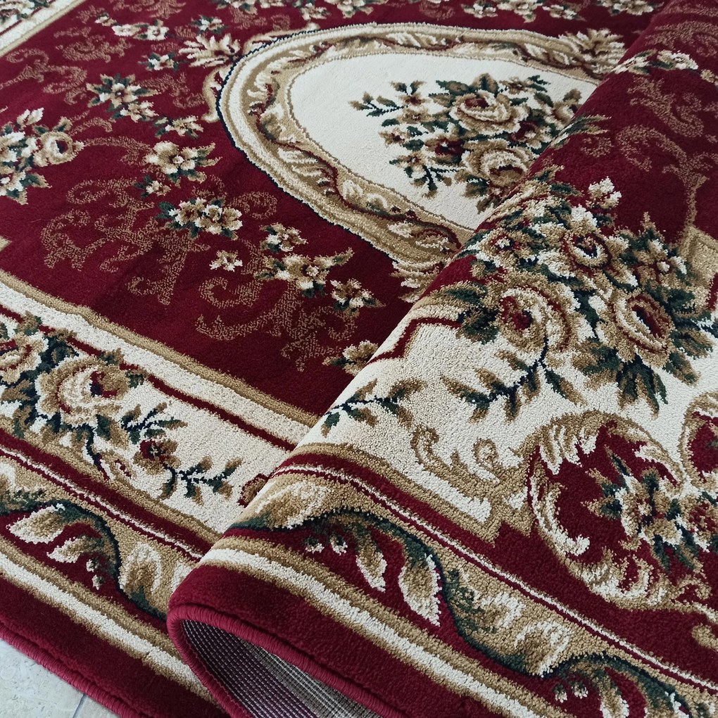 DY Červený koberec s orientálnym vzorom Exclusiv 04 N Rozmer: 80x150 cm