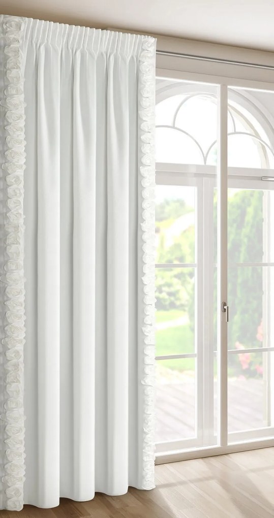 ZATEMŇOVACÍ ZÁVES NA PÁSKE EVA MINGE ROSES14 140X270 CM KRÉMOVÁ