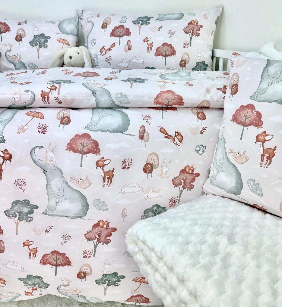 Detské obliečky Zvieratkový svet 90x130 / 45x65 cm – 100% bavlna, pastelový motív zvieratiek, zips