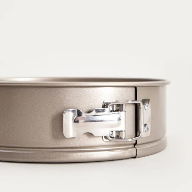 Forma na pečenie FEBE zlatá 776670