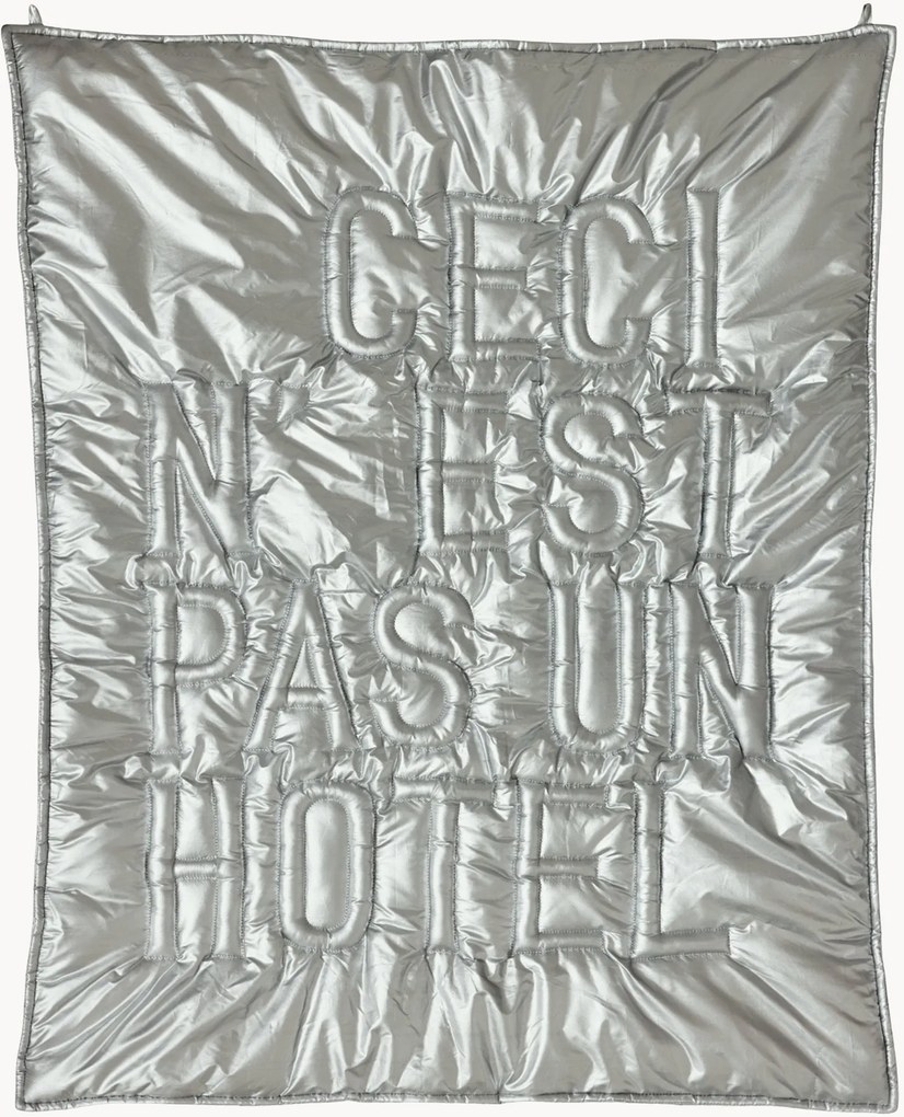 Nástenná dekorácia Ceci n'est pas un hôtel
