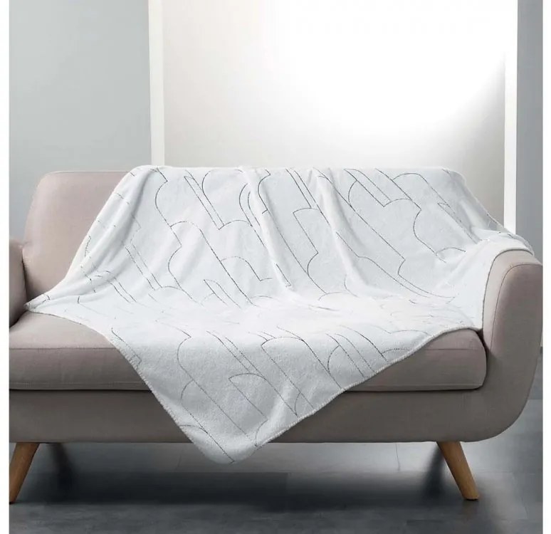 Biela deka v škandinávskom štýle so strieborným vzorom 125 x 150 cm
