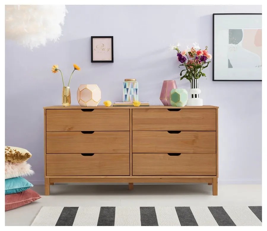 Nízka komoda z borovicového dreva v prírodnej farbe 150x75 cm Post – Støraa