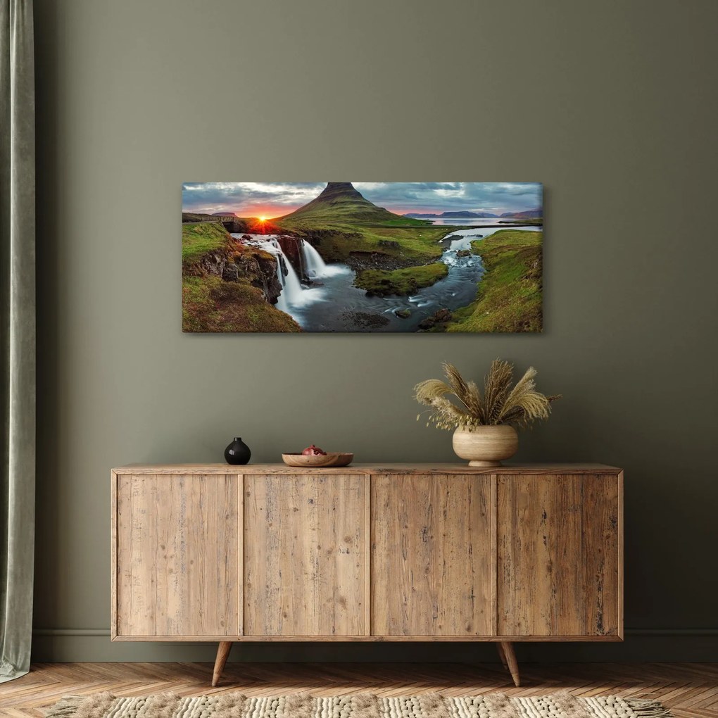 Obraz - Kirkjufell pri západe slnka (120x50 cm)