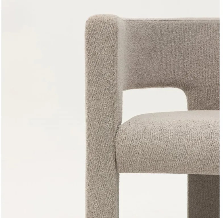 Tmavobéžové designové kreslo ALPAH E