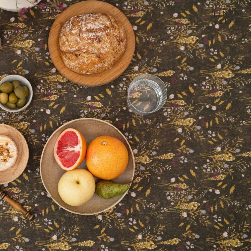 Ľanový obrus 140x250 cm Woodland – Linen Tales