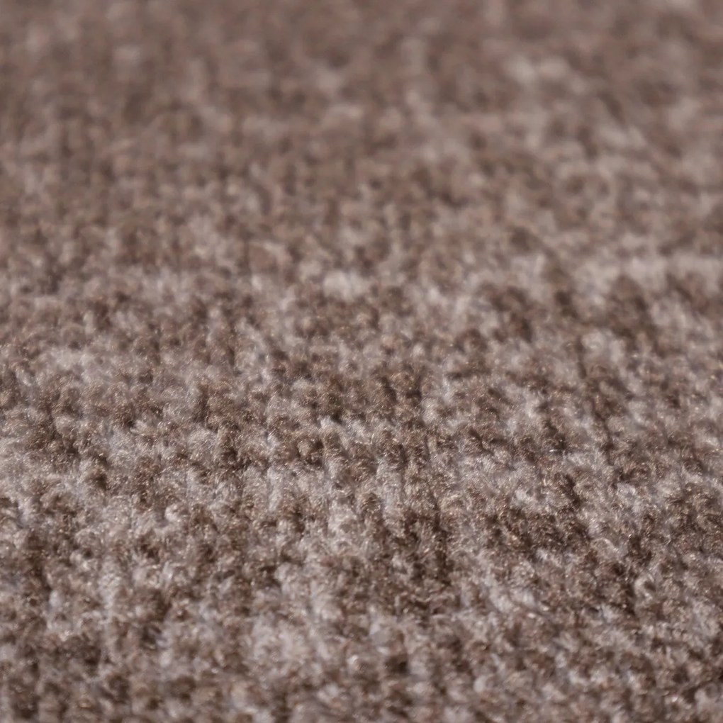 Associated Weavers, Metrážny koberec Bruno brown, na mieru, šíře 4m, hnedá, filc, chodba / predsieň