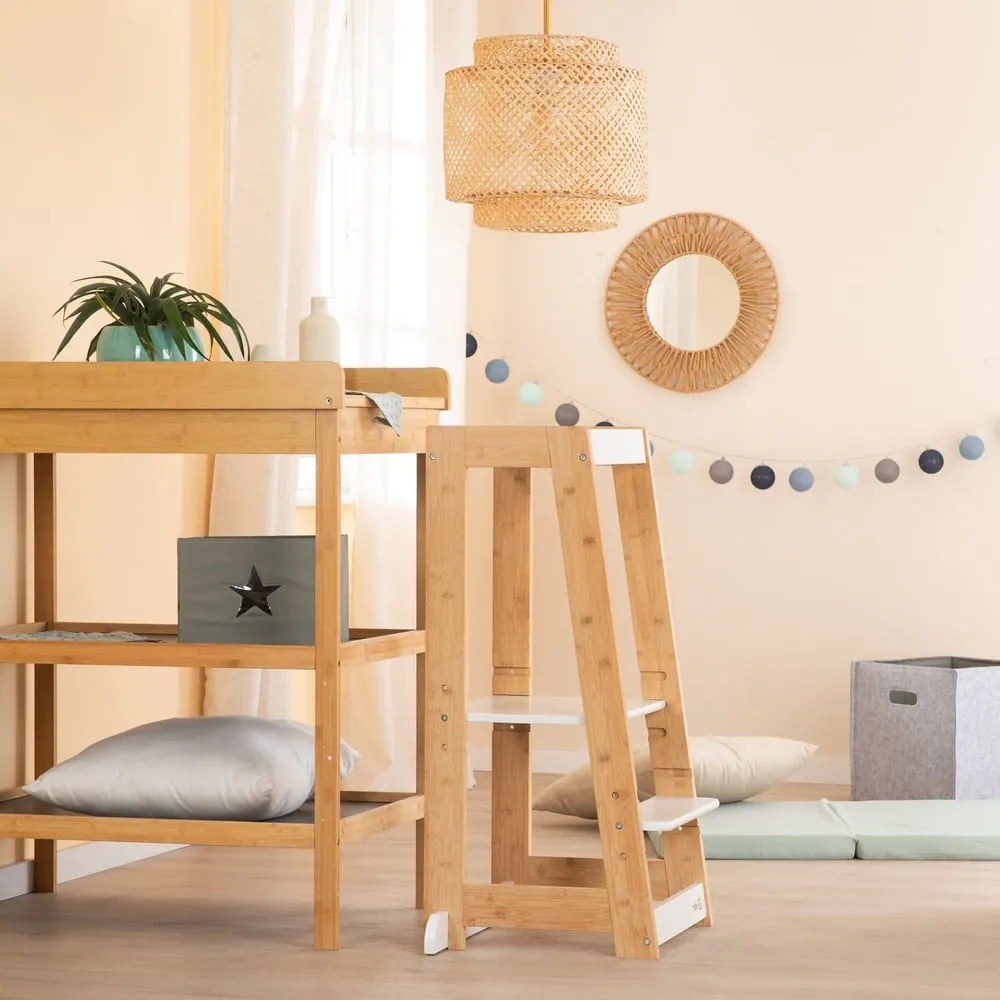 Biela bambusová učiaca veža – Roba