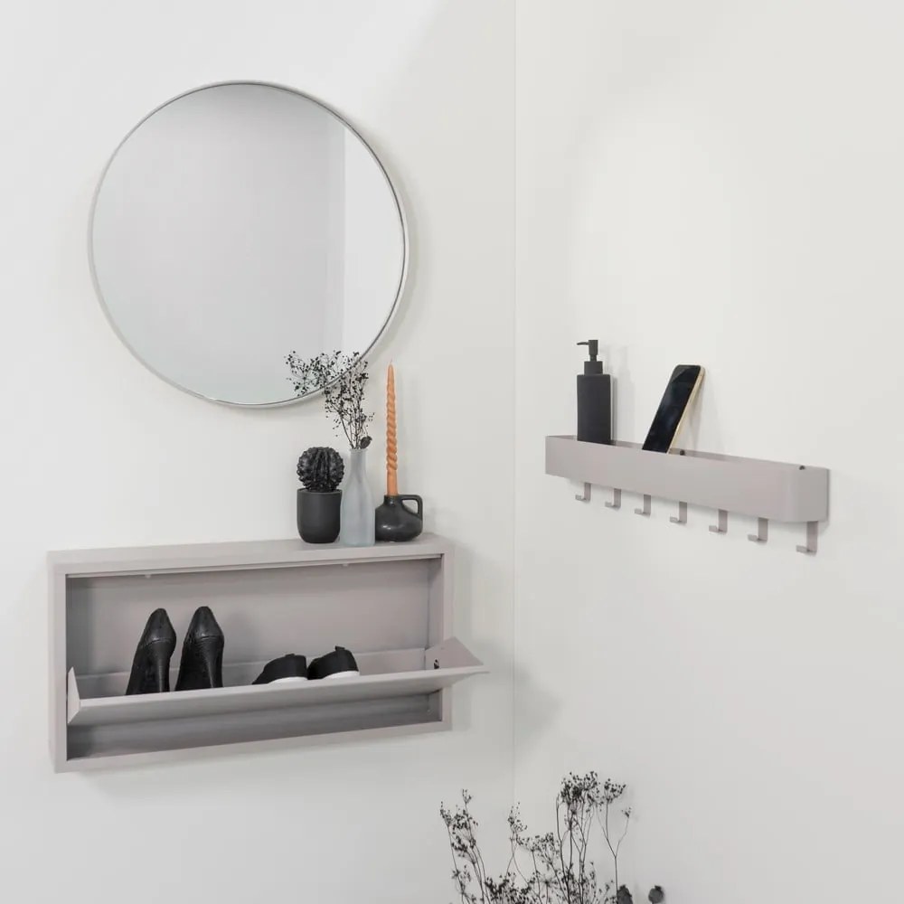 Taupe kovový nástenný vešiak s poličkou 72 cm Dax Play – Spinder Design