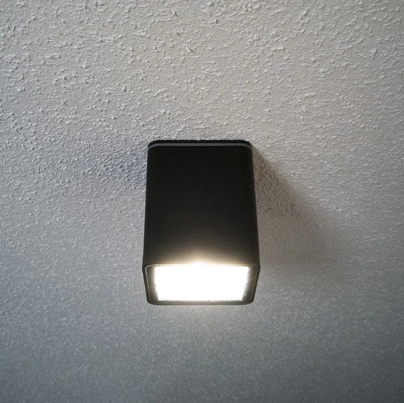 McLED Vonkajšie LED nástenné osvetlenie NOEL S, 7W, 3000K, IP65, čierne