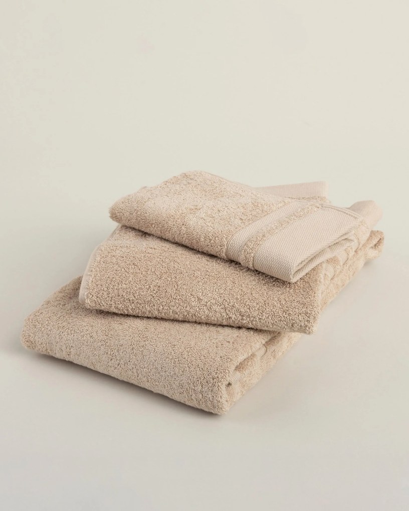 Uterák Essence 30x50 cm warm beige