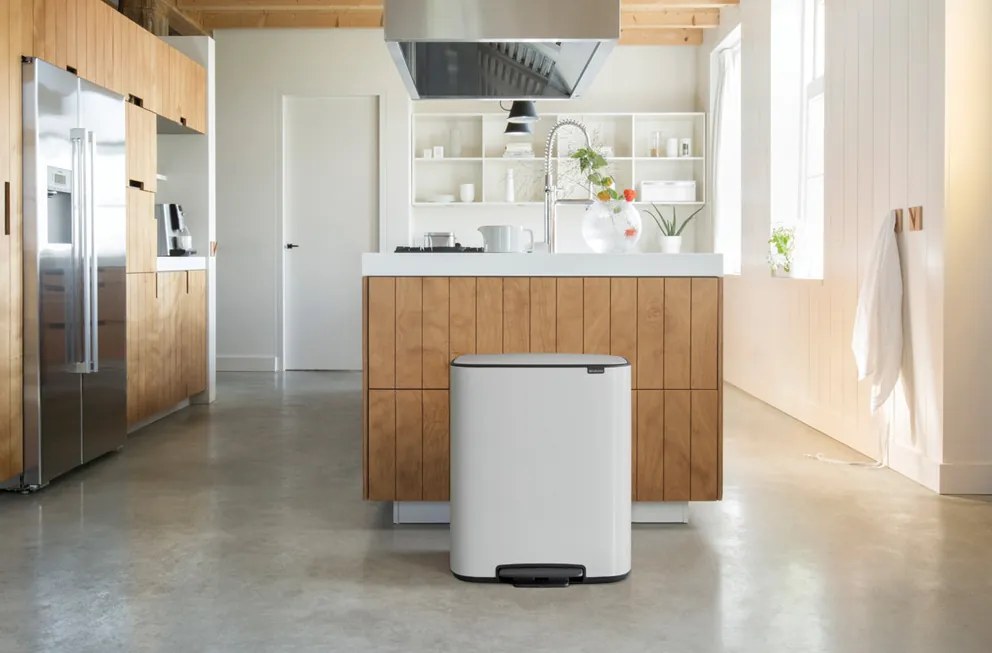 Brabantia BO pedálový kôš 60L biela