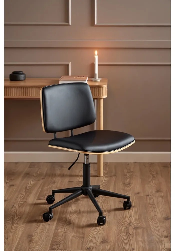 Čierna kancelárska stolička z imitácie kože Owen – Actona