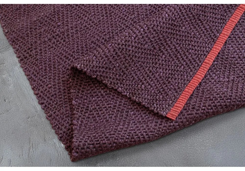 Vínovočervený jutový behúň 80x245 cm Notes – Mette Ditmer Denmark