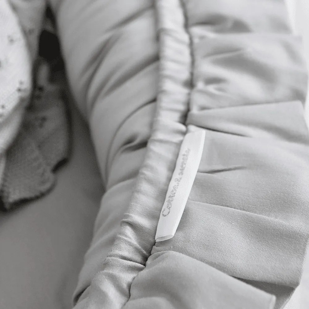 Saténovo bavlnené hniezdo pre bábätká šedá