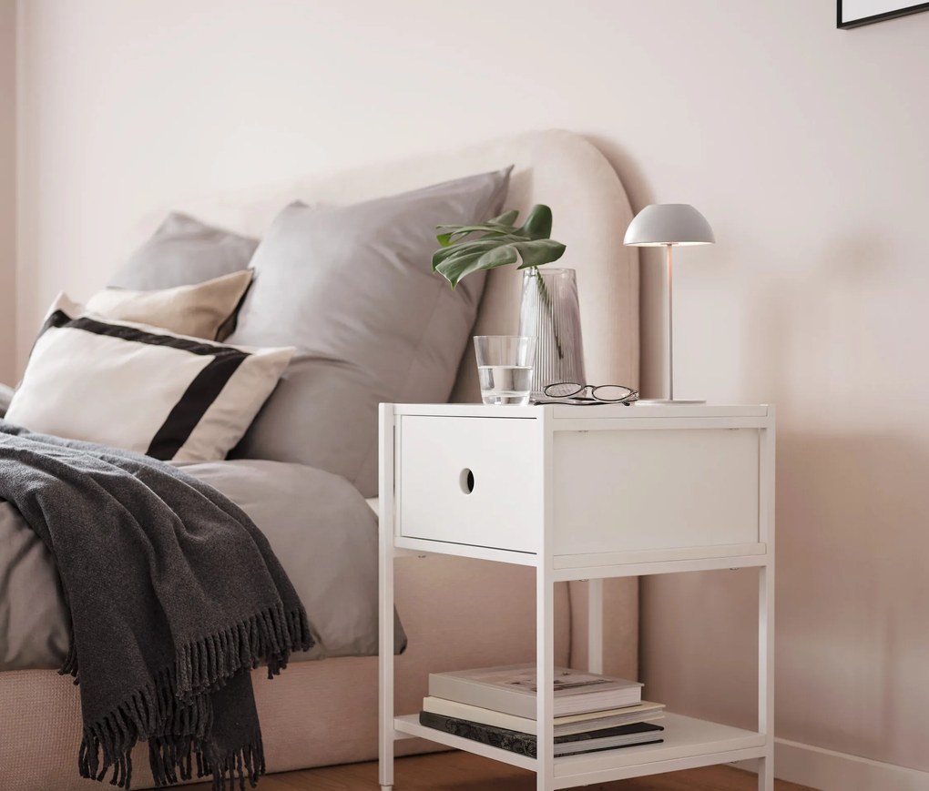 Nočný stolík »KLAAR« so zásuvkou