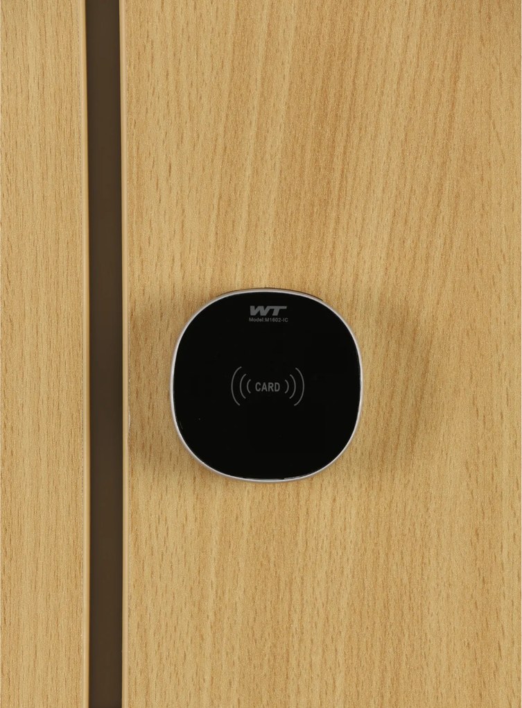 Šatníková skrinka S1 s úložnými boxmi, 2 boxy, 1850 x 300 x 500 mm, zámok s čítačkou RFID kariet, laminované dvere, orech