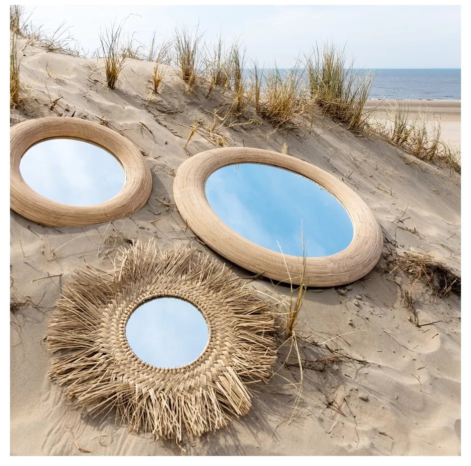 Nástenné zrkadlo s ratanovým rámom ø 109,5 cm Piedre – Light &amp; Living