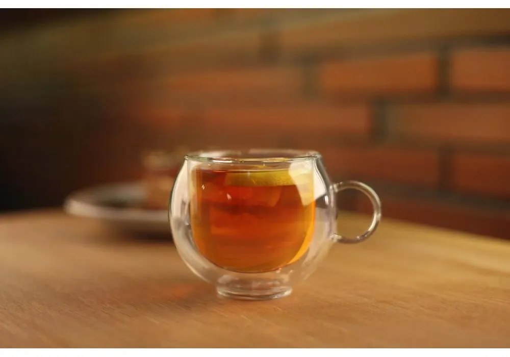 Dvojstenný hrnček Vialli Design Amo, 220 ml