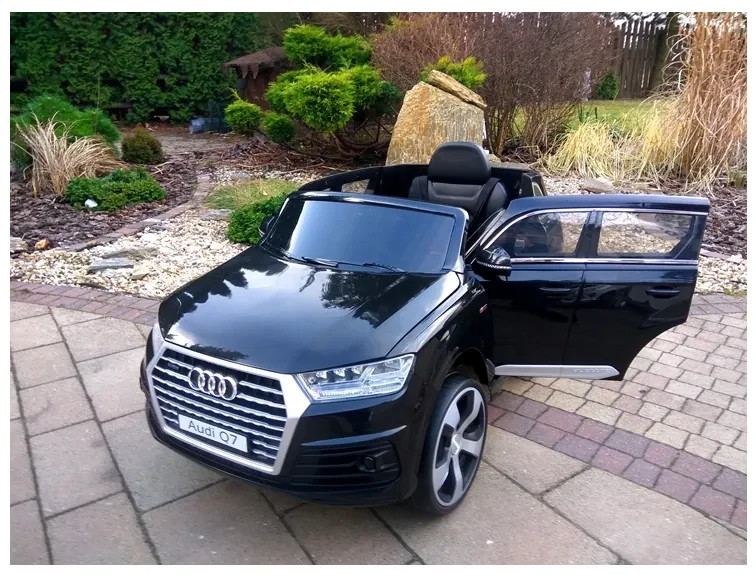 RAMIZ ELEKTRICKÉ AUTÍČKO AUDI Q7 - NELAKOVANÉ - ČIERNE - MOTOR-2x45W - BATÉRIA -2x 6V7Ah - 2022