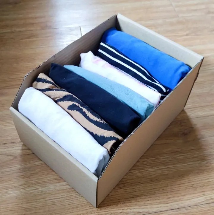 Úložné boxy na oblečenie, organizéry do skrine EKO KARTON 20 x 30 cm